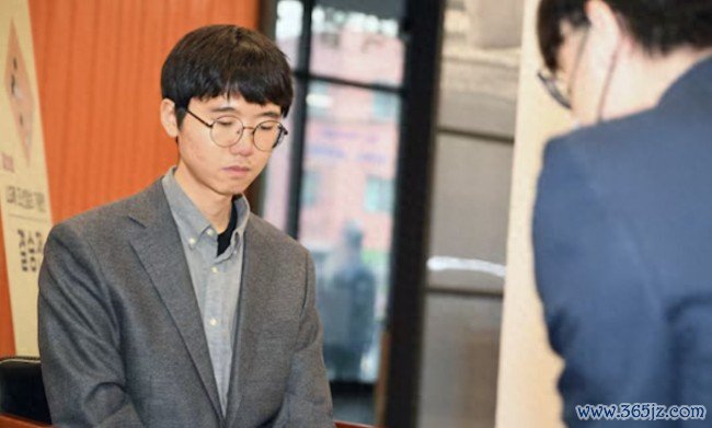 韩媒复原柯洁两次判罚历程